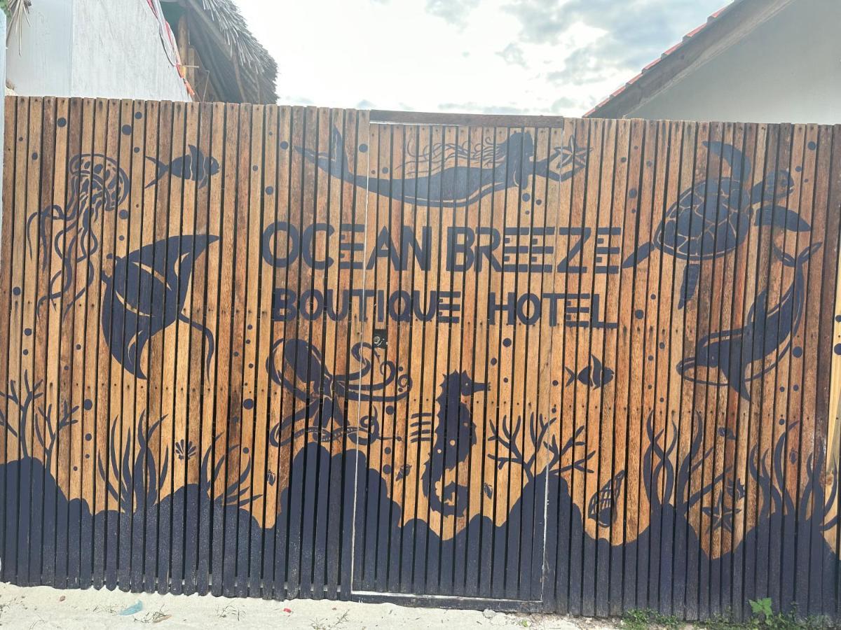Ocean Breeze Boutique Hotel 南威 外观 照片