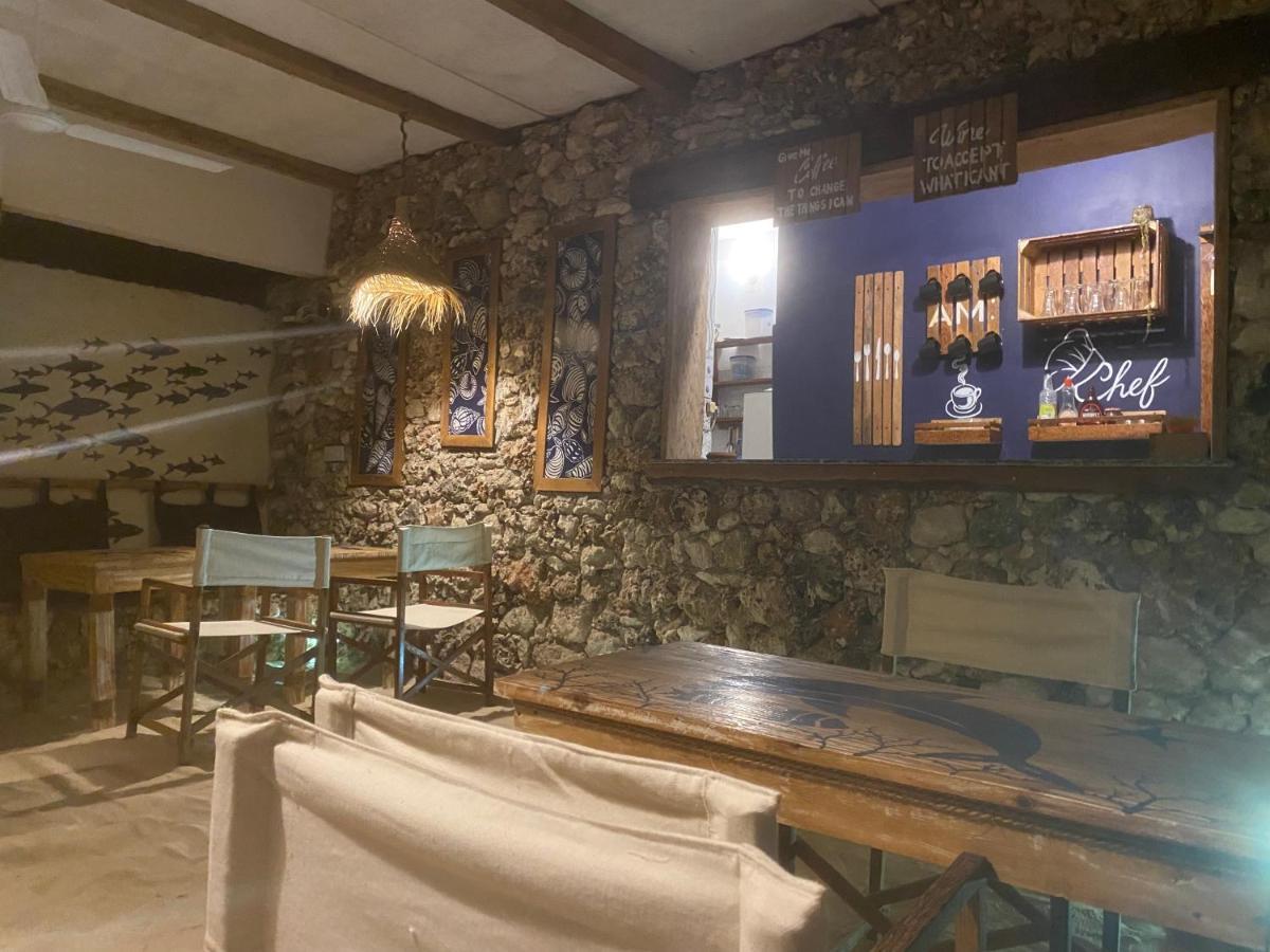 Ocean Breeze Boutique Hotel 南威 外观 照片