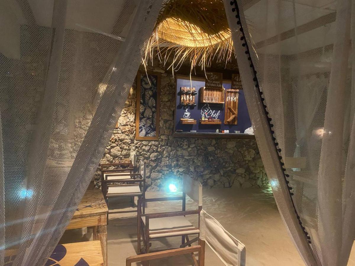 Ocean Breeze Boutique Hotel 南威 外观 照片