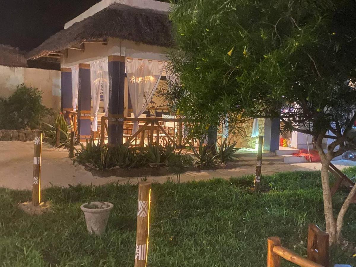 Ocean Breeze Boutique Hotel 南威 外观 照片