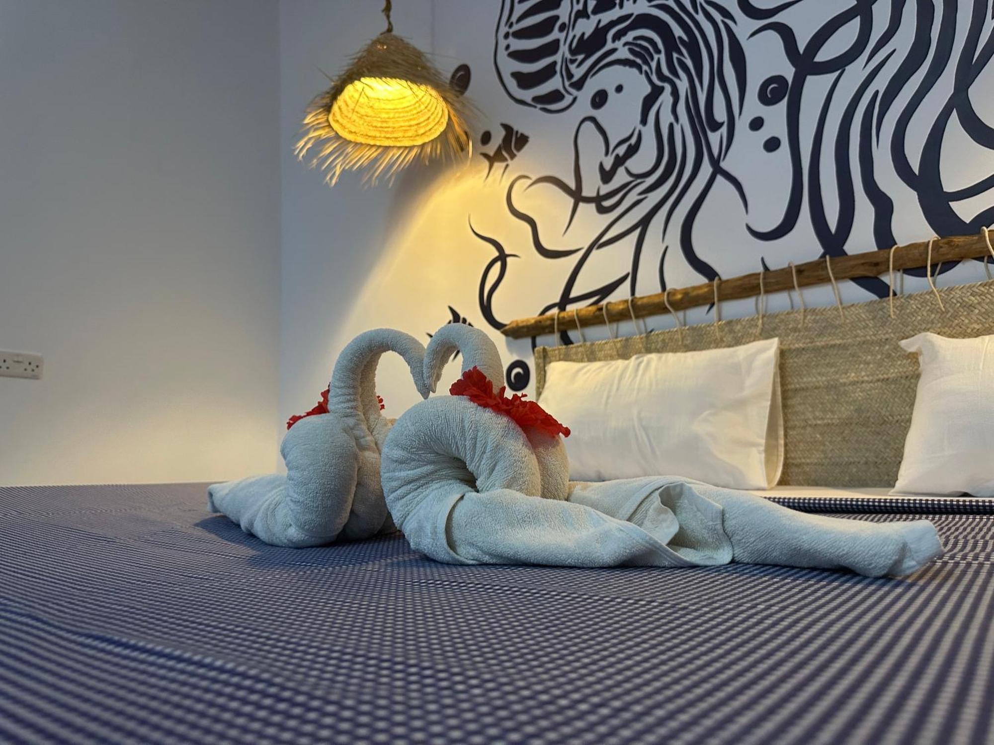 Ocean Breeze Boutique Hotel 南威 外观 照片